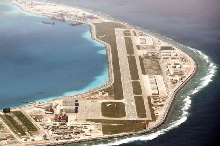 0131spratly-mischief02a.jpg