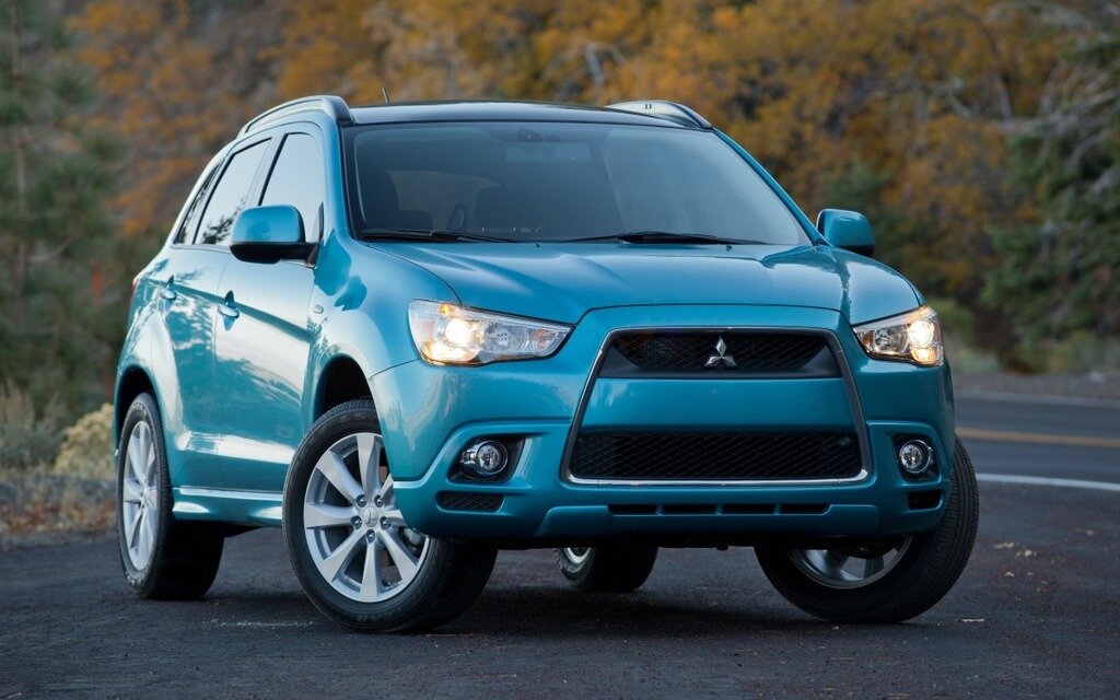 115423_2013_Mitsubishi_RVR.jpg