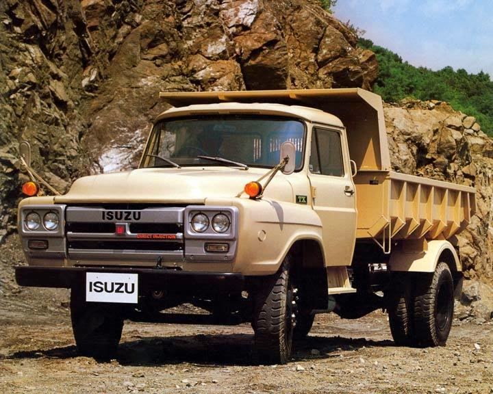 1985 Isuzu TX Truck.JPG