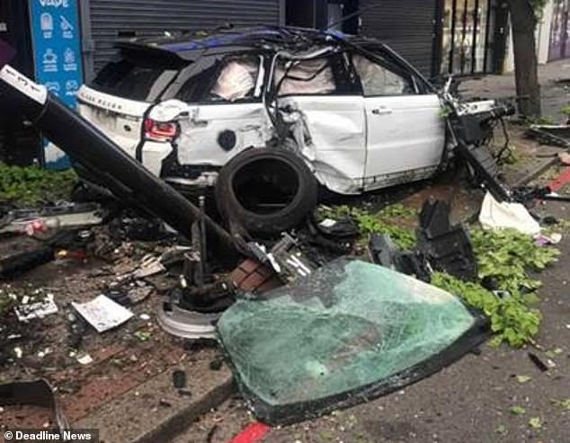 28030480-8285029-Police_arrested_a_man_over_the_crash_but_later_released_him_with-a-106_158868...jpg