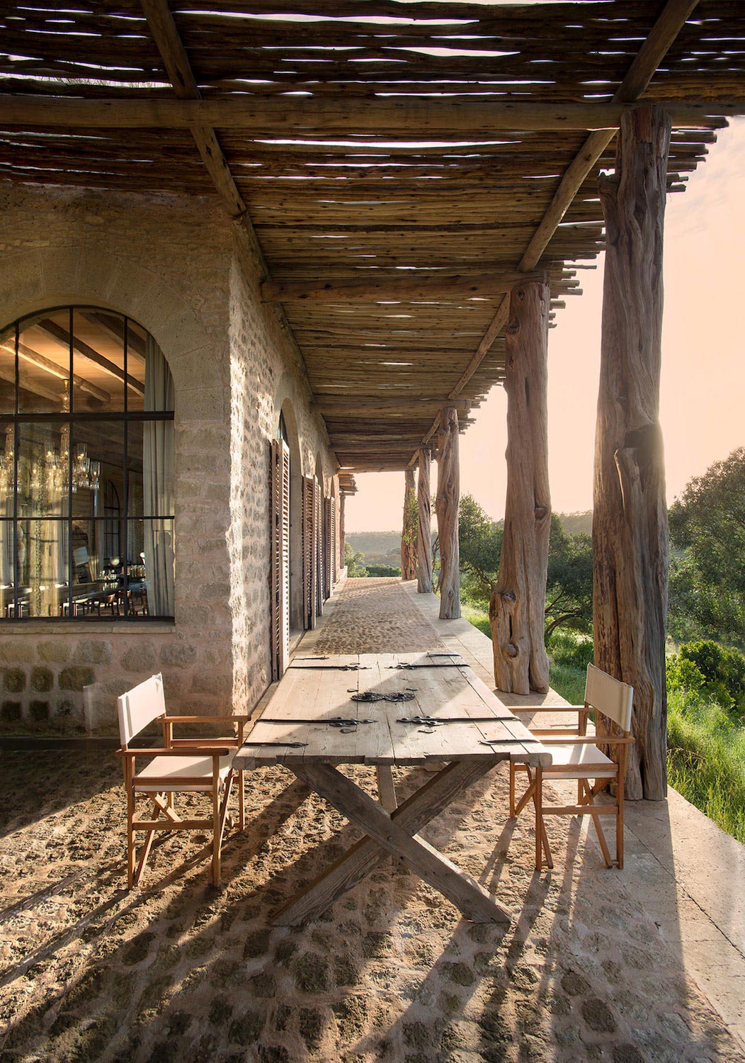 arijiju-private-residence-located-borana-ranch-kenya-07.jpg