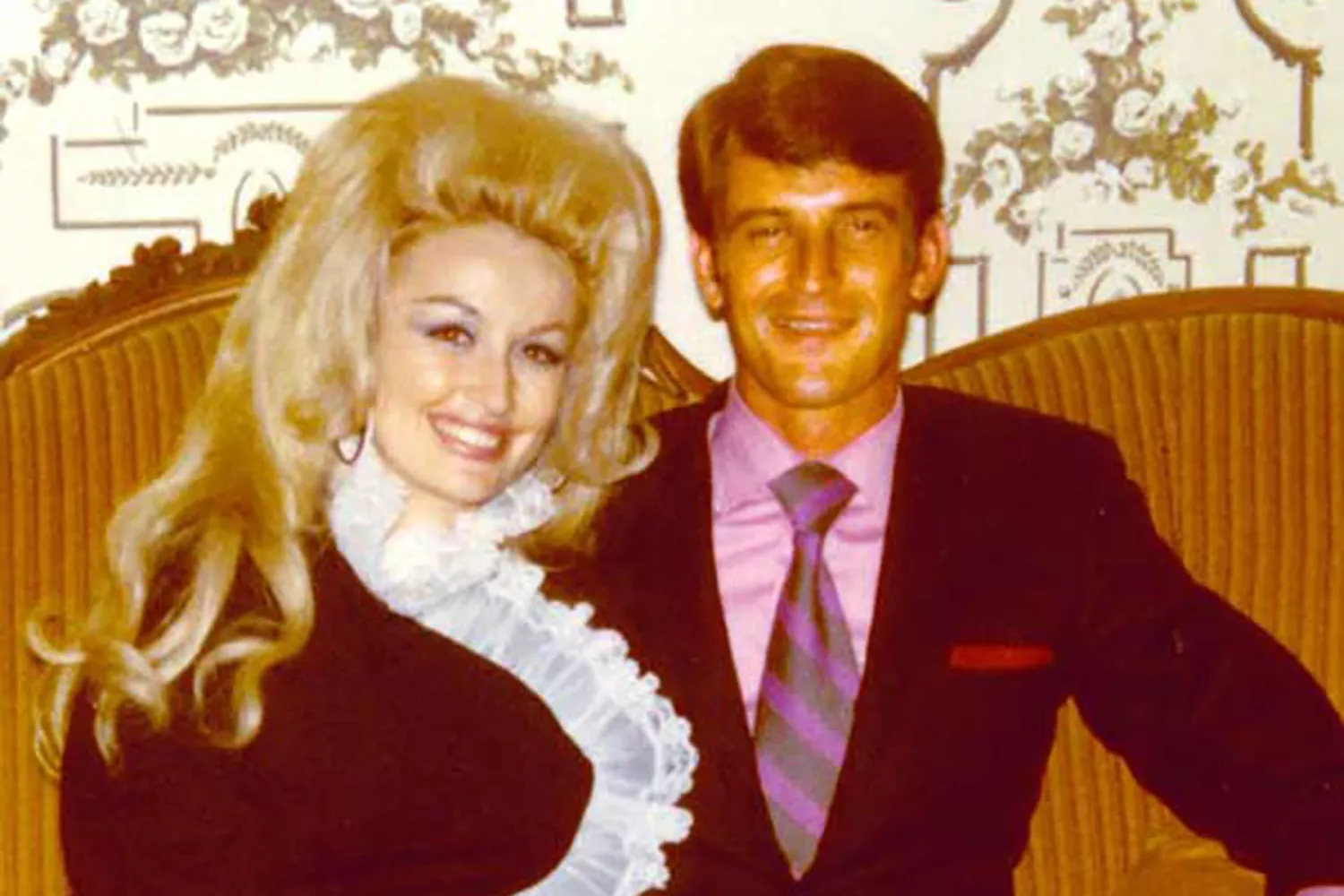 dolly-parton-carl-dean-11_03032025-d439867d2bf84b25acb28f2c89623f59.webp