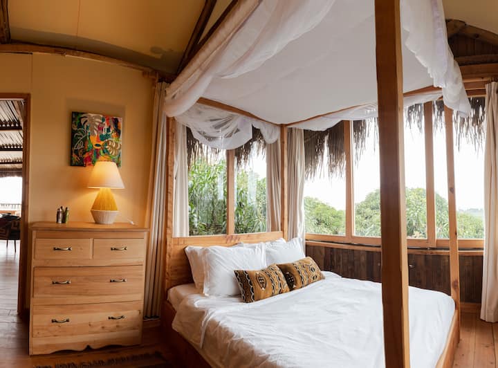 Eco Treehouse 4.jpg