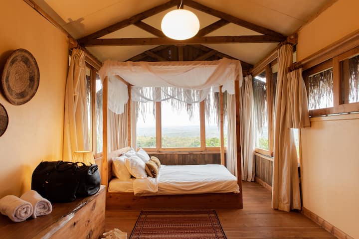 Eco Treehouse 9.jpg