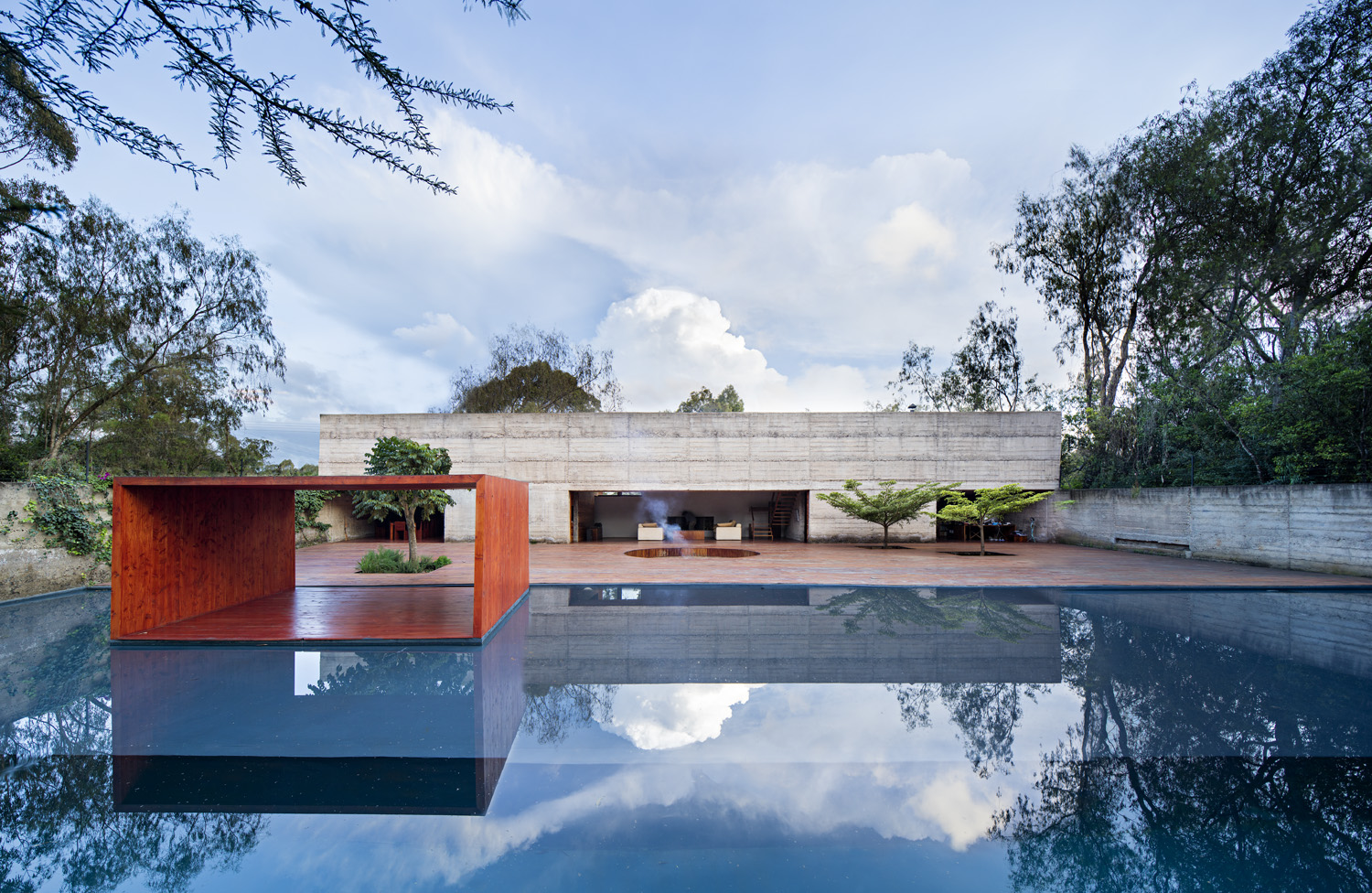 karen-windy-ridge-house_alberto-morell-sixto-kenya-contemporary-house-architeture-1.jpg