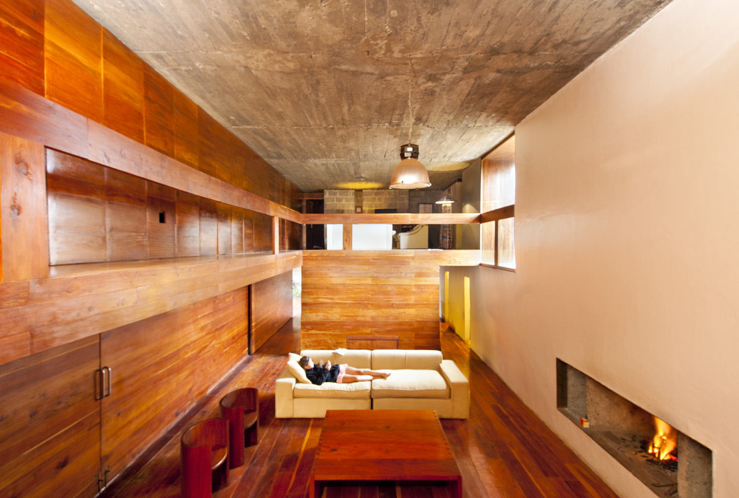 karen-windy-ridge-house_alberto-morell-sixto-kenya-contemporary-house-architeture-13.jpg