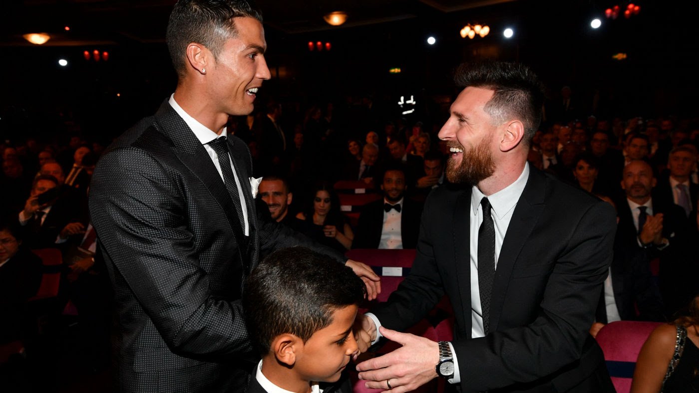 lionel_messi_cristiano_ronaldo_gettyimages-865478880.jpg