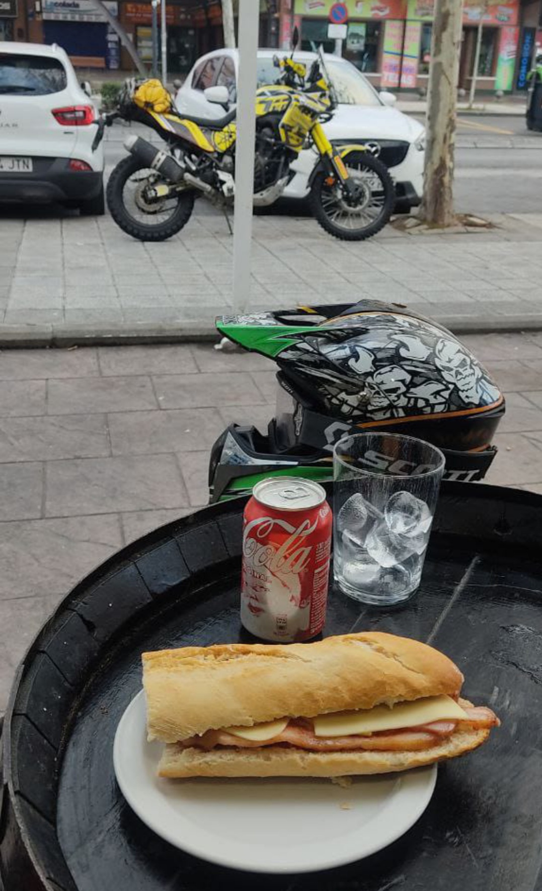 Screenshot_20211228-140229_WhatsApp.jpg