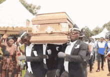 tenor (21).gif