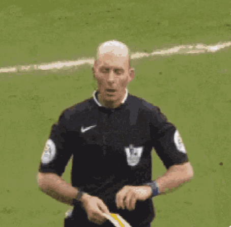 yellow-card.gif