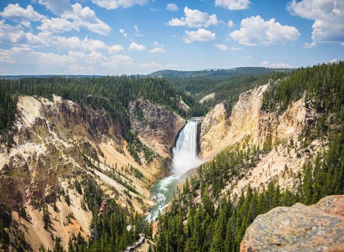 grand-canyon-of-the-yellowstone-wyoming.jpg