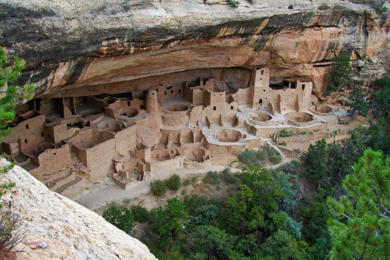 Mesa-Verde-Cliff-Palace.jpg